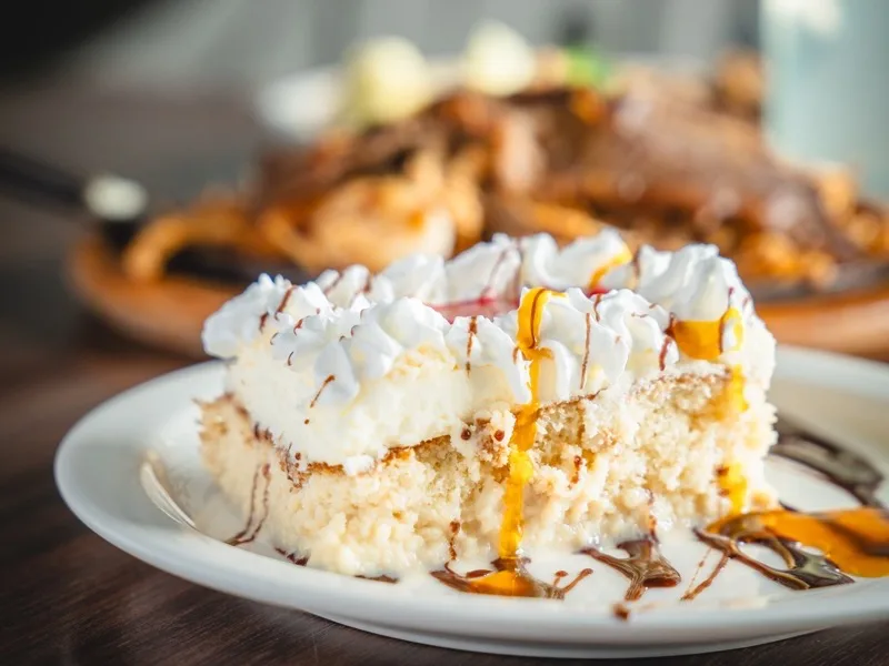 Tres leches cake at El Jinete Powell